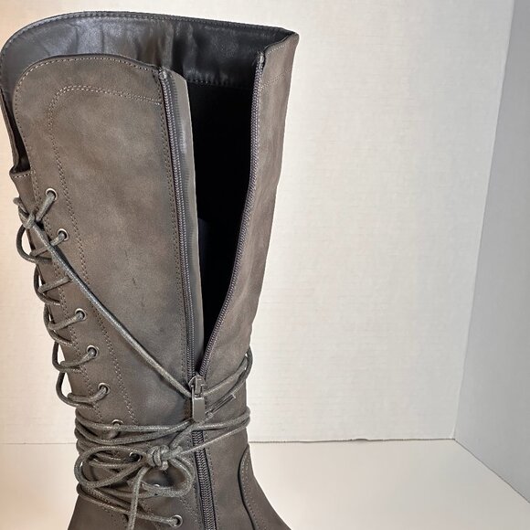 LADIES SIZE 8 GRAY BOOTS - Picture 14 of 16